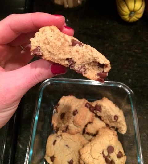 paleo chocolate chip cookies