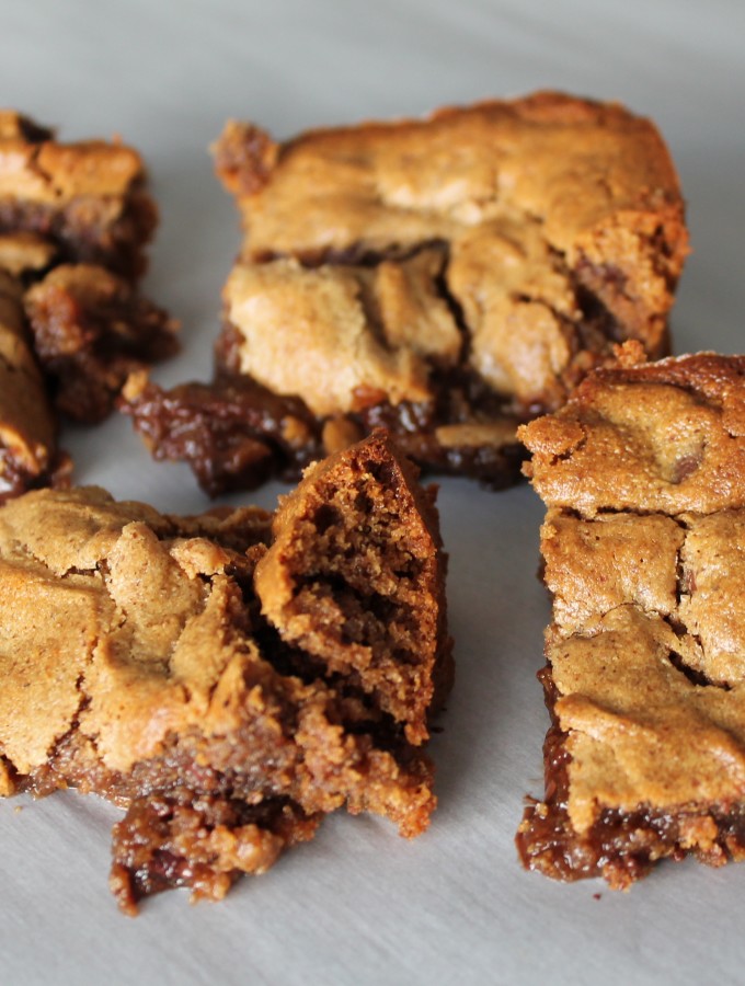 paleo almond butter blondies