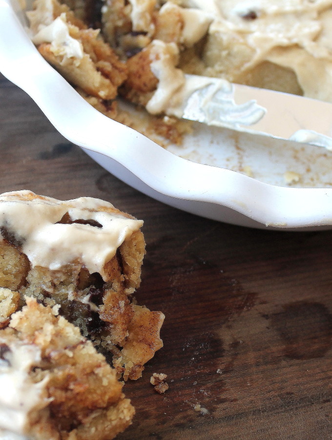 almond flour cinnamon rolls