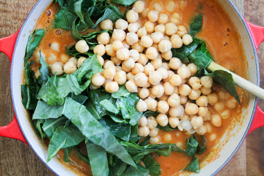 One of my favorite curry's, this is healthy, full of protein and fiber and perfectly warming for a chilly night. 