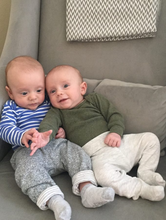 life with twins – 4 months in